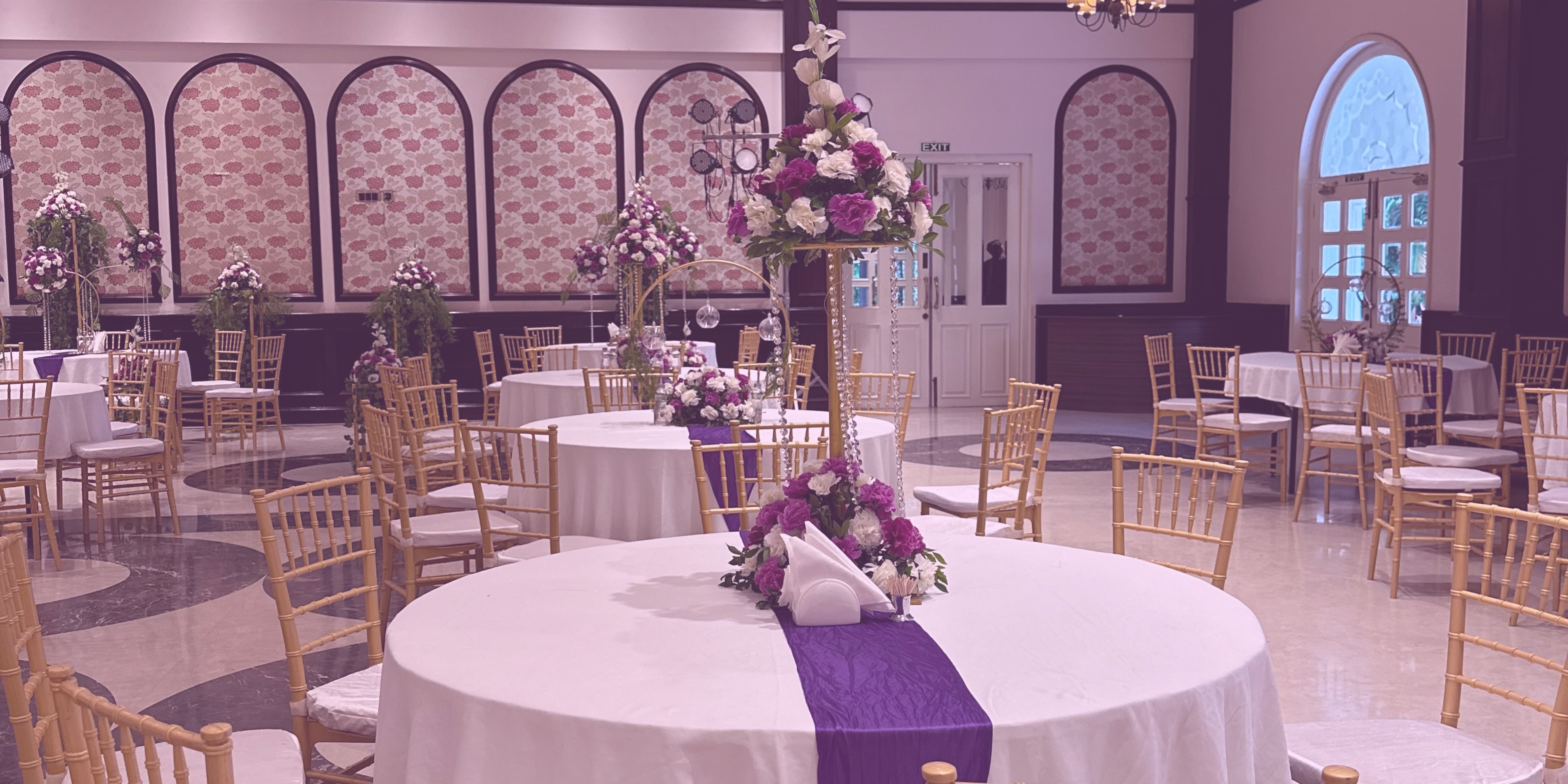 A photo of beautiful centerpiece in a banquet hall