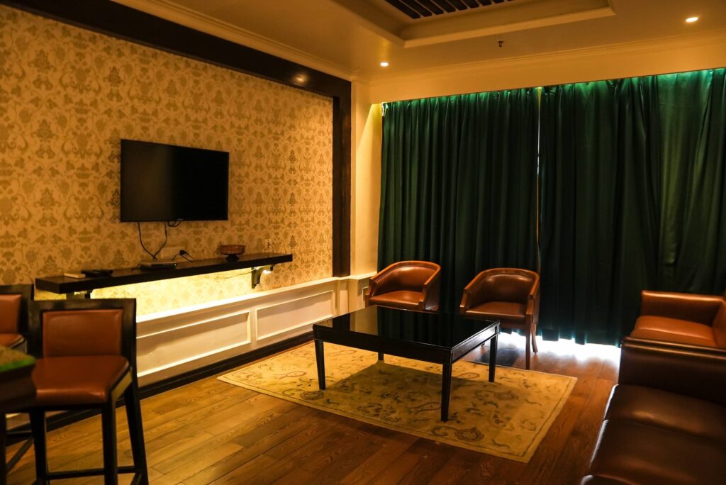 Sachin-Tendulkar-Gymkhana-Photos-41-scaled