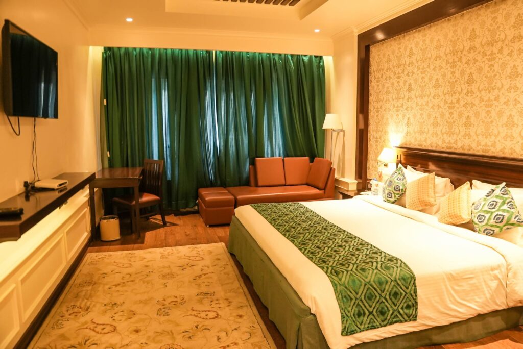 Sachin-Tendulkar-Gymkhana-Photos-46-scaled